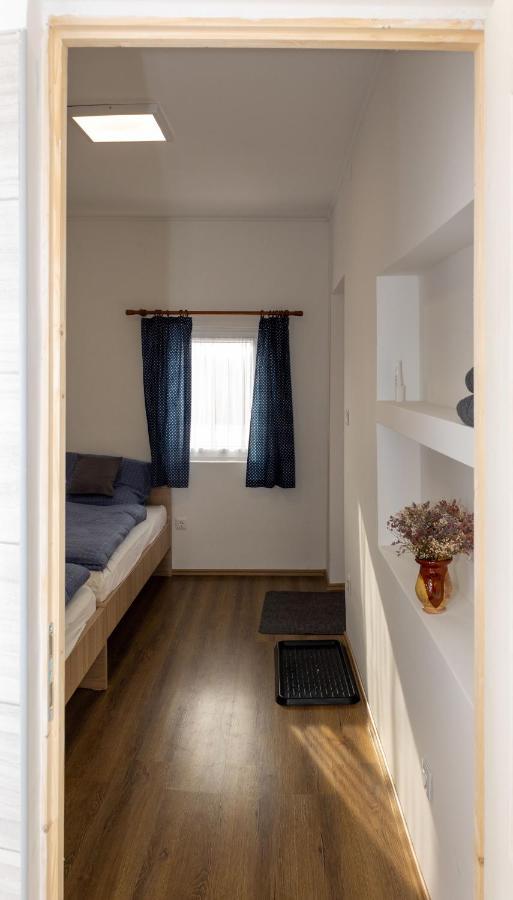 Takacs Pince Apartman Hajos Exterior photo